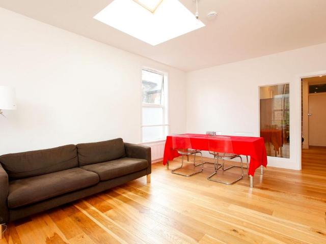 Apartment for rent in Clapham, Greater London