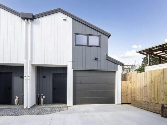 House for rent in Lynfield, Oroua County