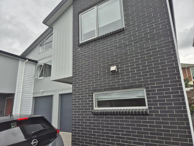House for rent in Lynfield, Oroua County