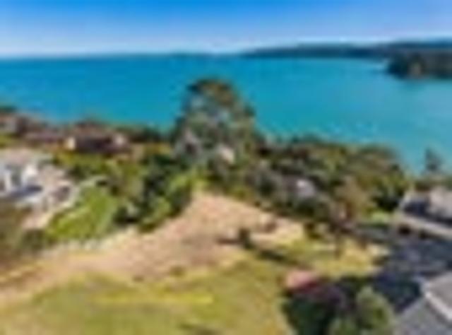 Land for sale in Lynfield