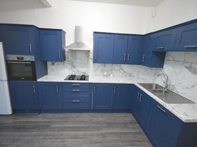 Apartment for rent in Seven Kings, Greater London