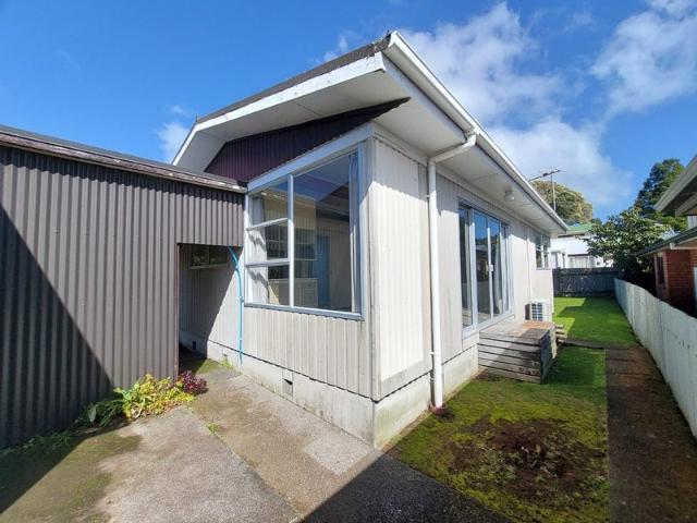 Apartment for rent in Hillsborough, Taranaki
