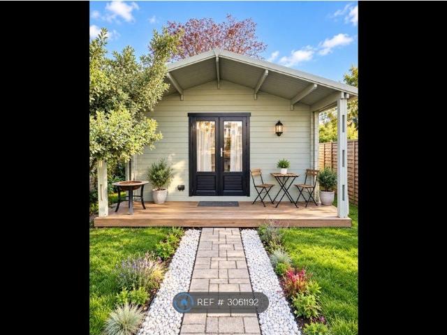 House for rent in London Borough of Merton, Greater London