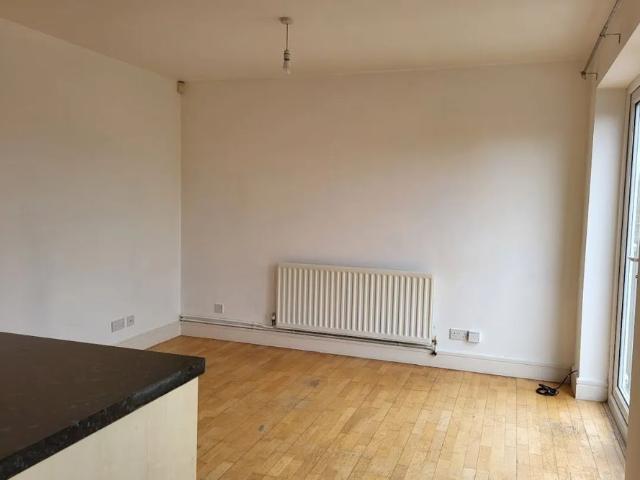 Apartment for rent in Reading