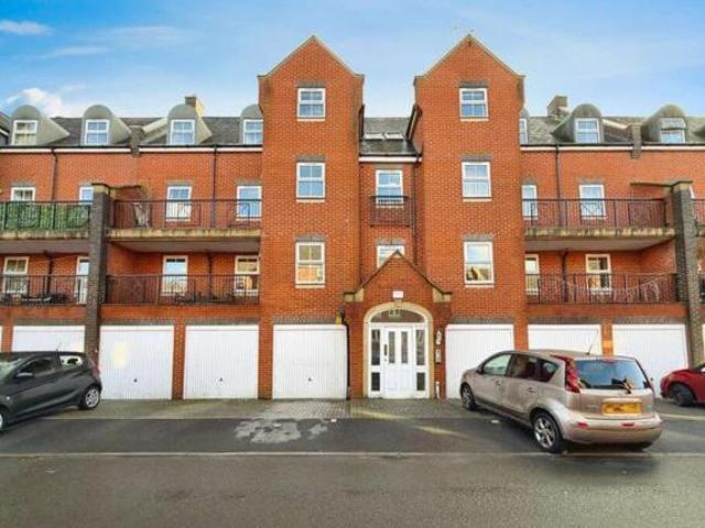 House for sale in Swindon