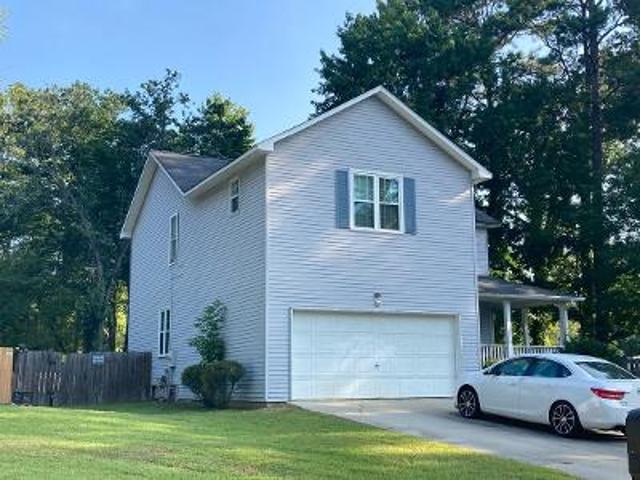 House for sale in North Charleston