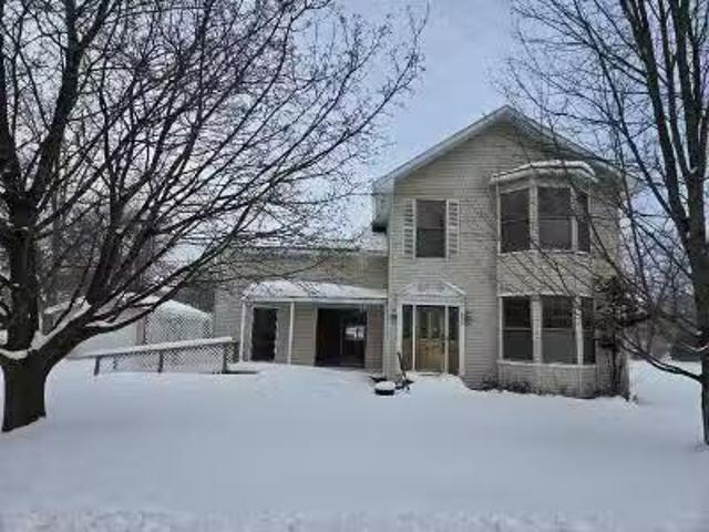House for sale in Cadillac