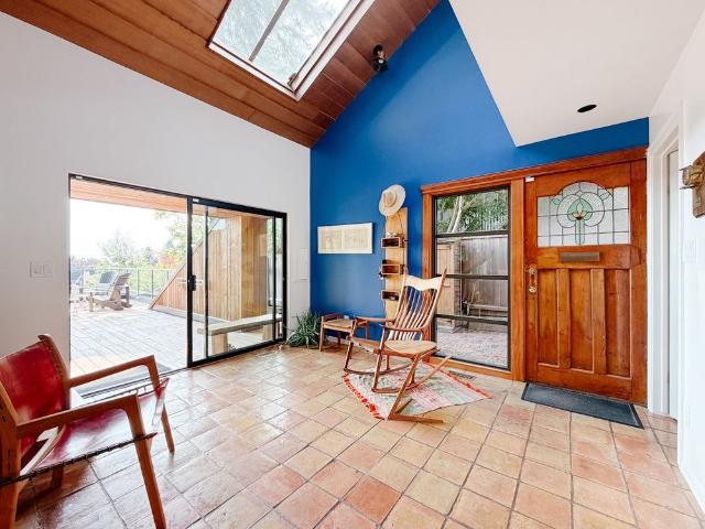 Apartment for rent in North Vancouver, British Columbia