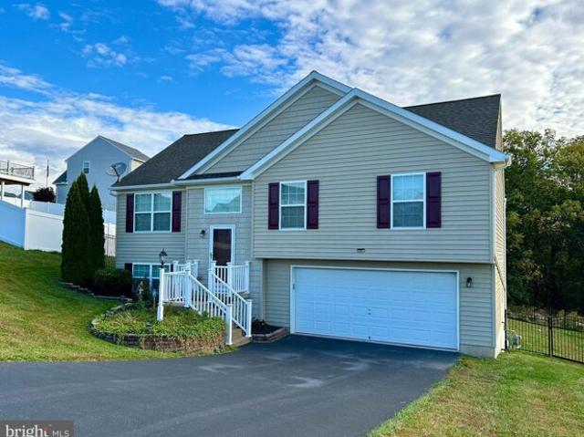 House for sale in Mount Wolf, Pennsylvania