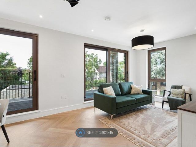Apartment for rent in London Borough of Ealing, Greater London