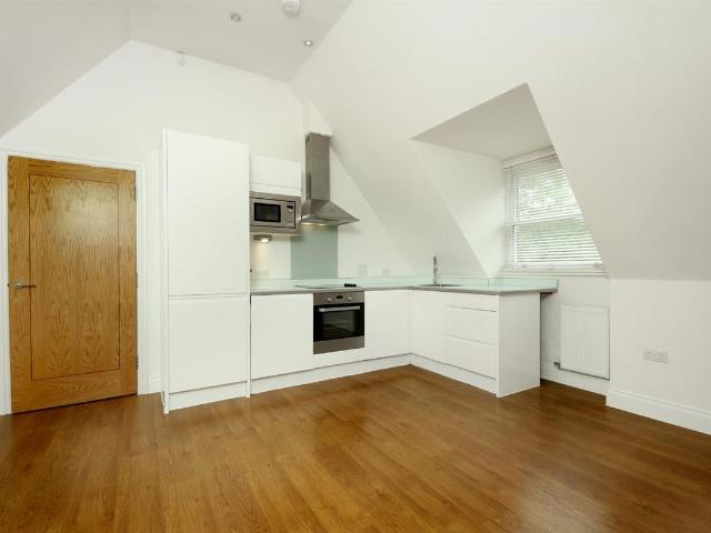 Apartment for rent in London Borough of Ealing, Greater London