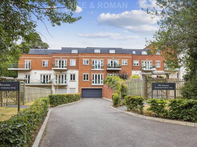 Apartment for rent in Sunningdale