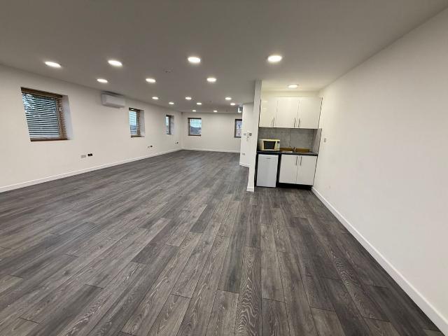 House for rent in Northwood, Greater London