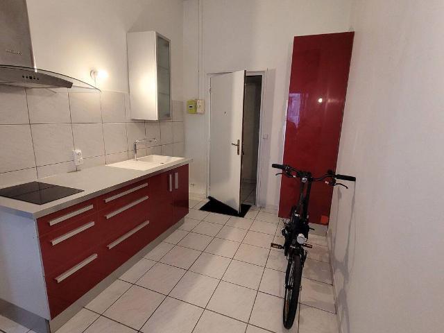 Studio location à Albigny-sur-Saône, Rhône