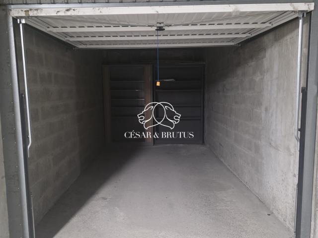 Garage vente à Lyon, Métropole de Lyon