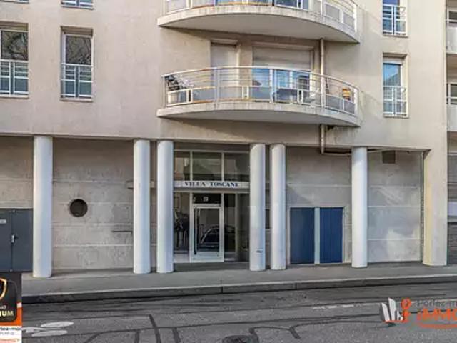 Garage vente à Lyon, Métropole de Lyon
