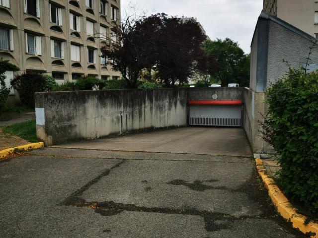 Garage vente à Lyon, Métropole de Lyon