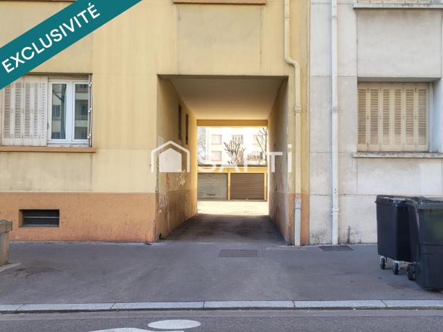 Garage vente à Lyon, Métropole de Lyon