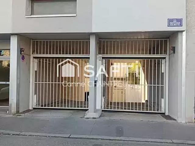Garage vente à Lyon, Métropole de Lyon