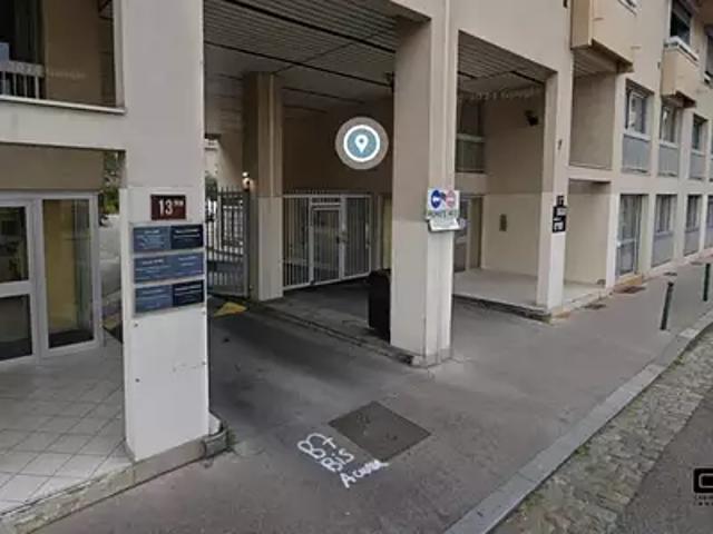 Garage location à Vaise, Lyon