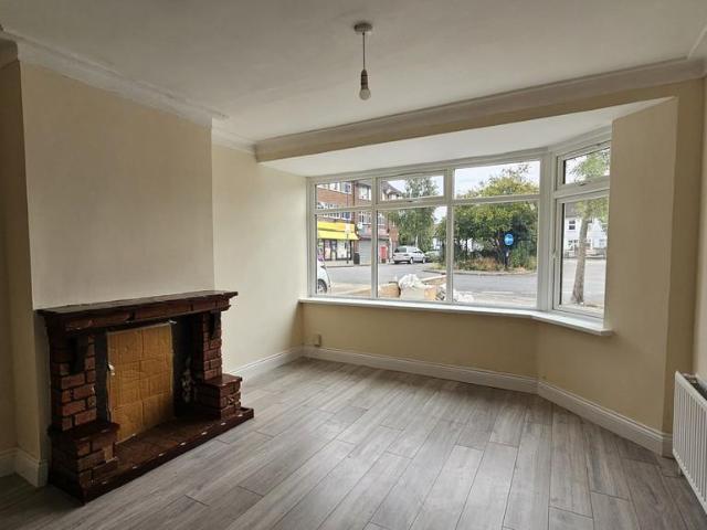 House for rent in Alperton, Greater London