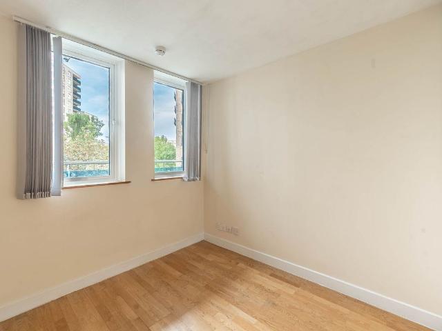 Apartment for rent in Wealdstone, Greater London