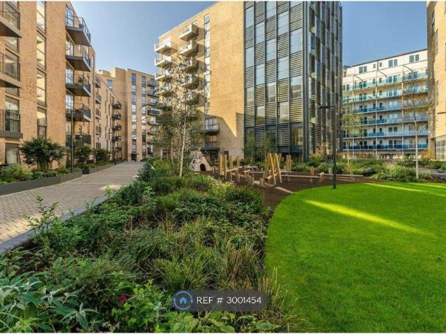 Apartment for rent in Greenhill, Greater London