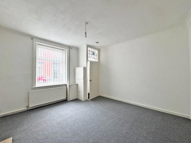 House for rent in Wood End, Oldham
