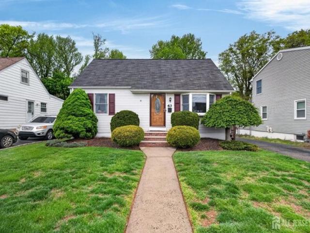 House for sale in Avenel, New Jersey