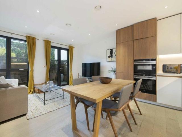 Apartment for rent in St. John's Wood, Isle Of Man