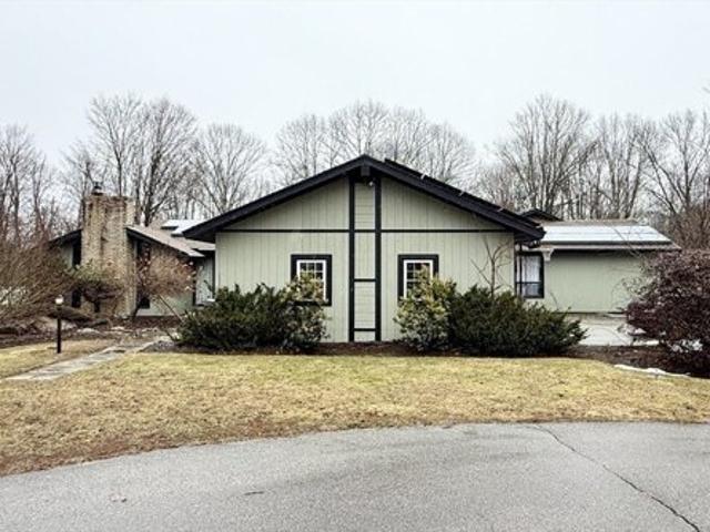 House for sale in Dudley, Massachusetts