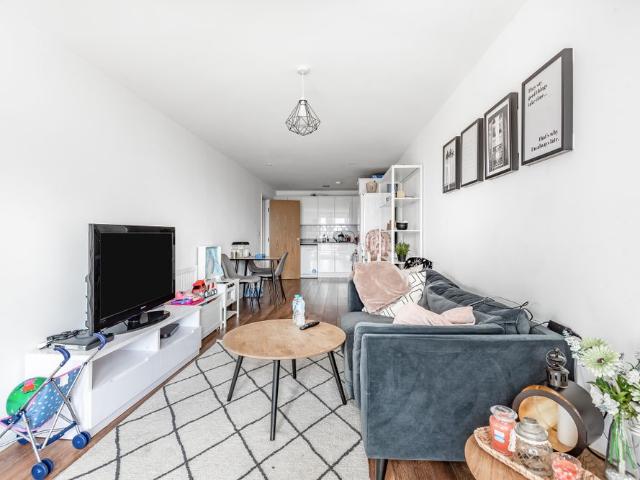 Apartment for rent in Chalvey, Slough