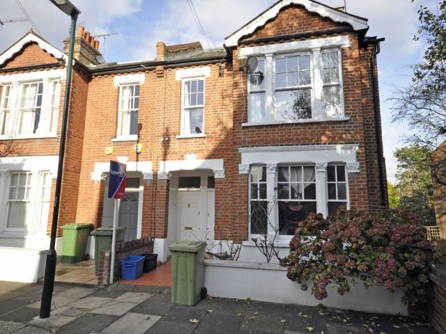 Apartment for rent in London Borough of Richmond upon Thames, Greater London