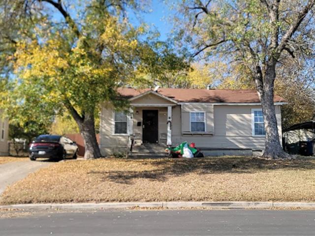 House for sale in Leesville, Texas