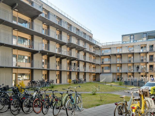 Ejendom til leje i Frederiksberg C, Brøndby