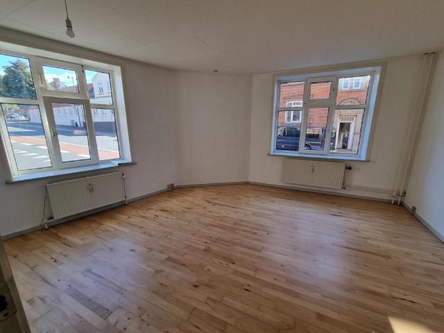 Ejendom til leje i Struer, Århus