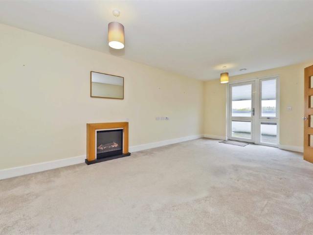 Apartment for rent in Ickenham, Greater London