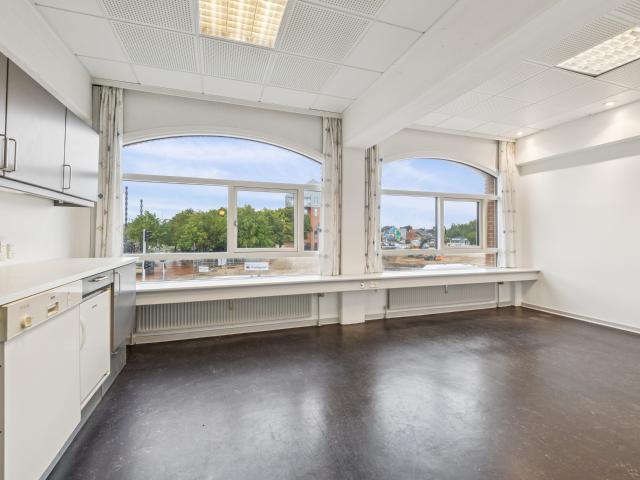 Erhvervsejendom til leje i Holstebro, Århus