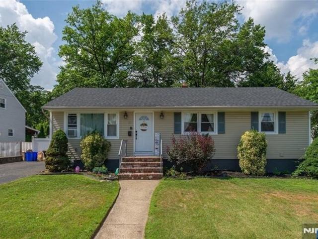 House for sale in Saddle Brook, New Jersey