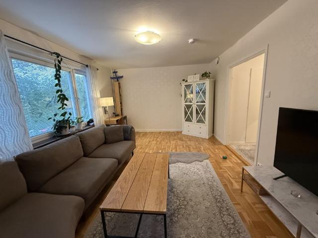 Lägenhet hyra i Farsta stadsdelsområde, Stockholm