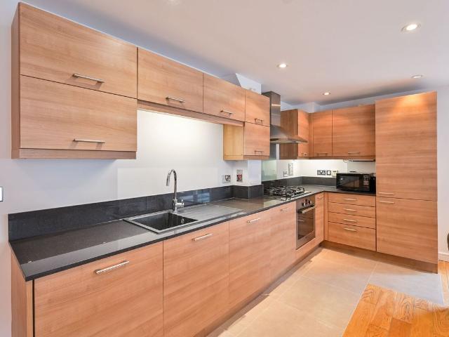 Apartment for rent in London Borough of Southwark, Greater London