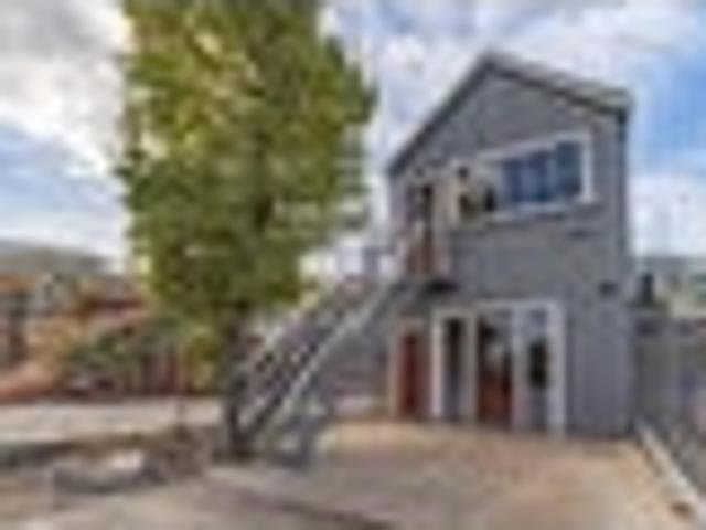 Apartment for rent in Lyttelton, Banks Peninsula Community
