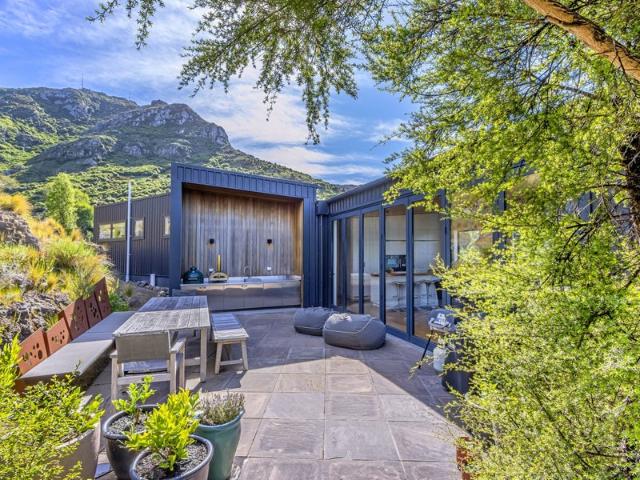 House for rent in Lyttelton, Banks Peninsula Community