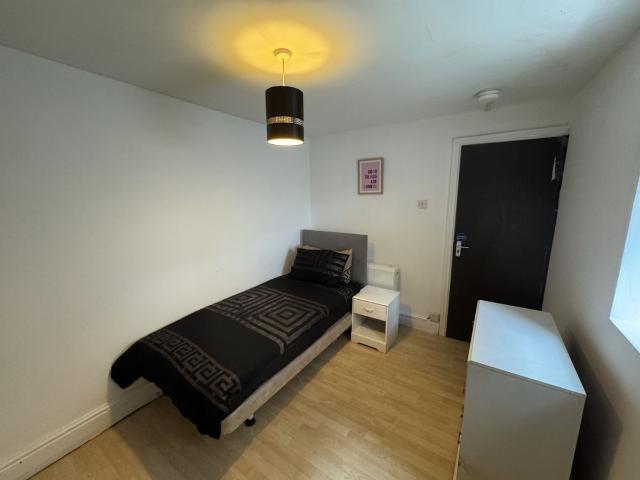 Room for rent in Stechford, Birmingham