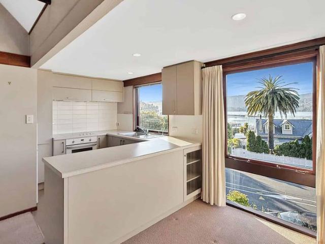 Apartment for rent in Lyttelton, Banks Peninsula Community