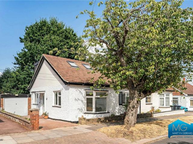 House for rent in Winchmore Hill, Palmers Green