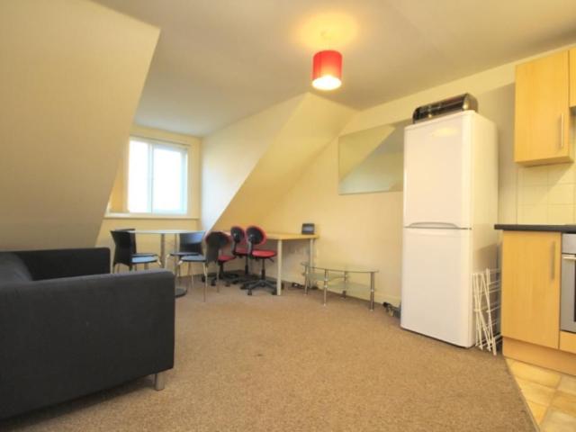 House for rent in Grove Hill, Normanby