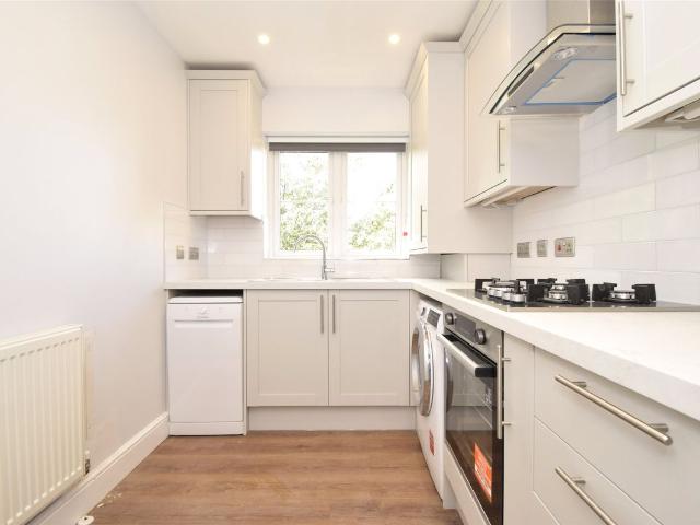 Apartment for rent in Barnet Vale, Greater London