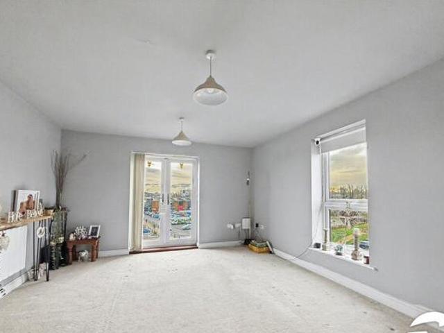House for sale in Grove Park, Swale