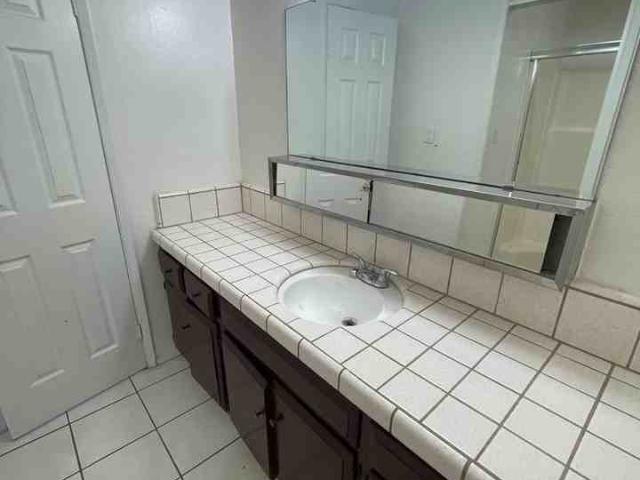 Apartment for rent in Bakersfield, California